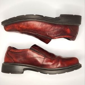 Ecco. Size 8.5. Burgundy.